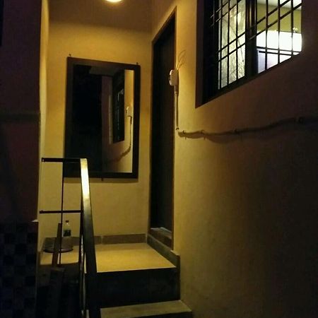 Metro House New Delhi Exterior photo